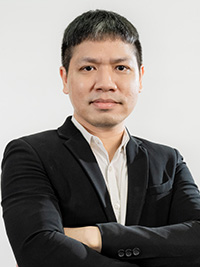 นายพฤฒิพงศ์ โลหะสุวรรณ์